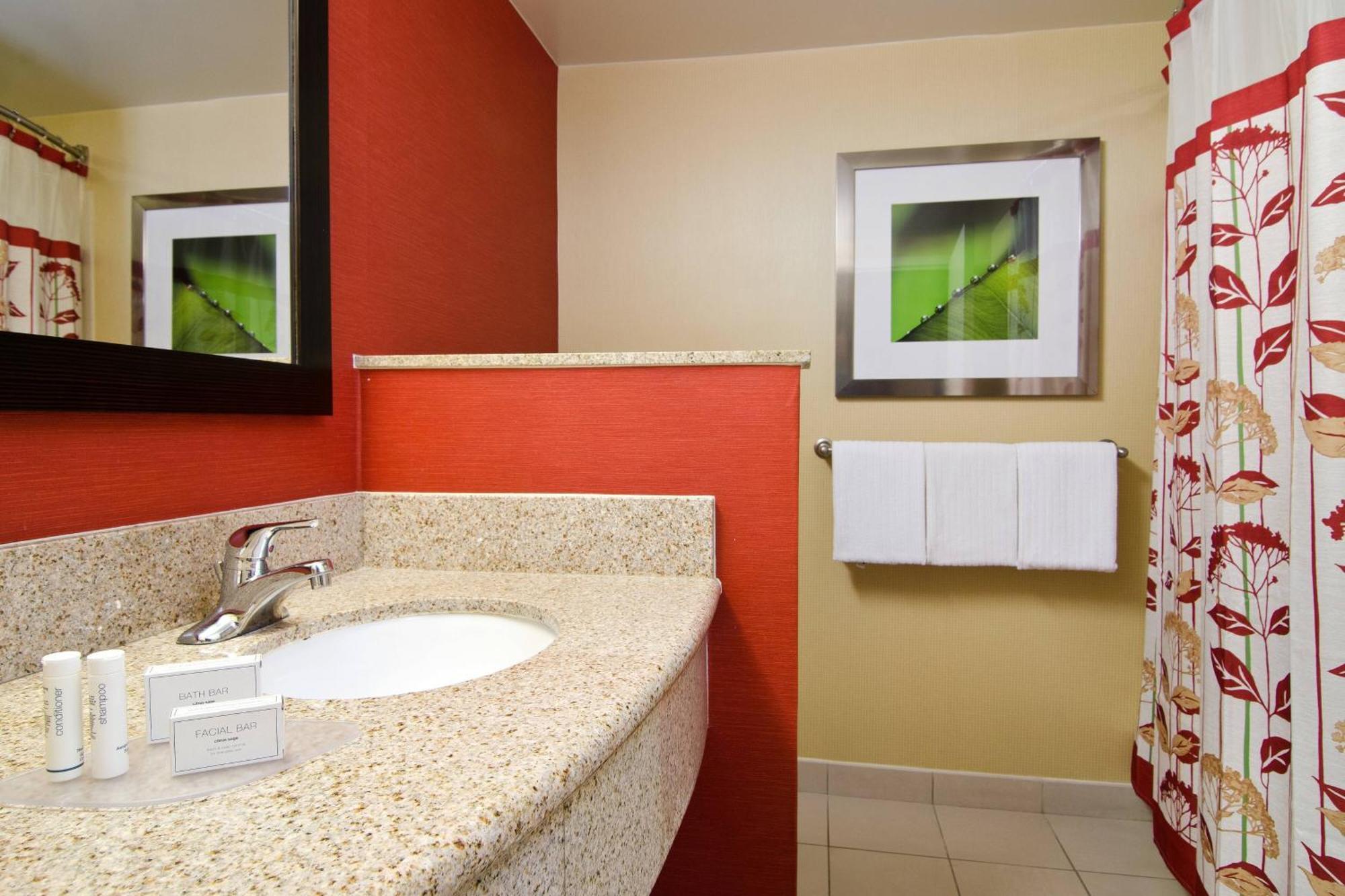 ホテル Courtyard By Marriott Birmingham Downtown At Uab エクステリア 写真