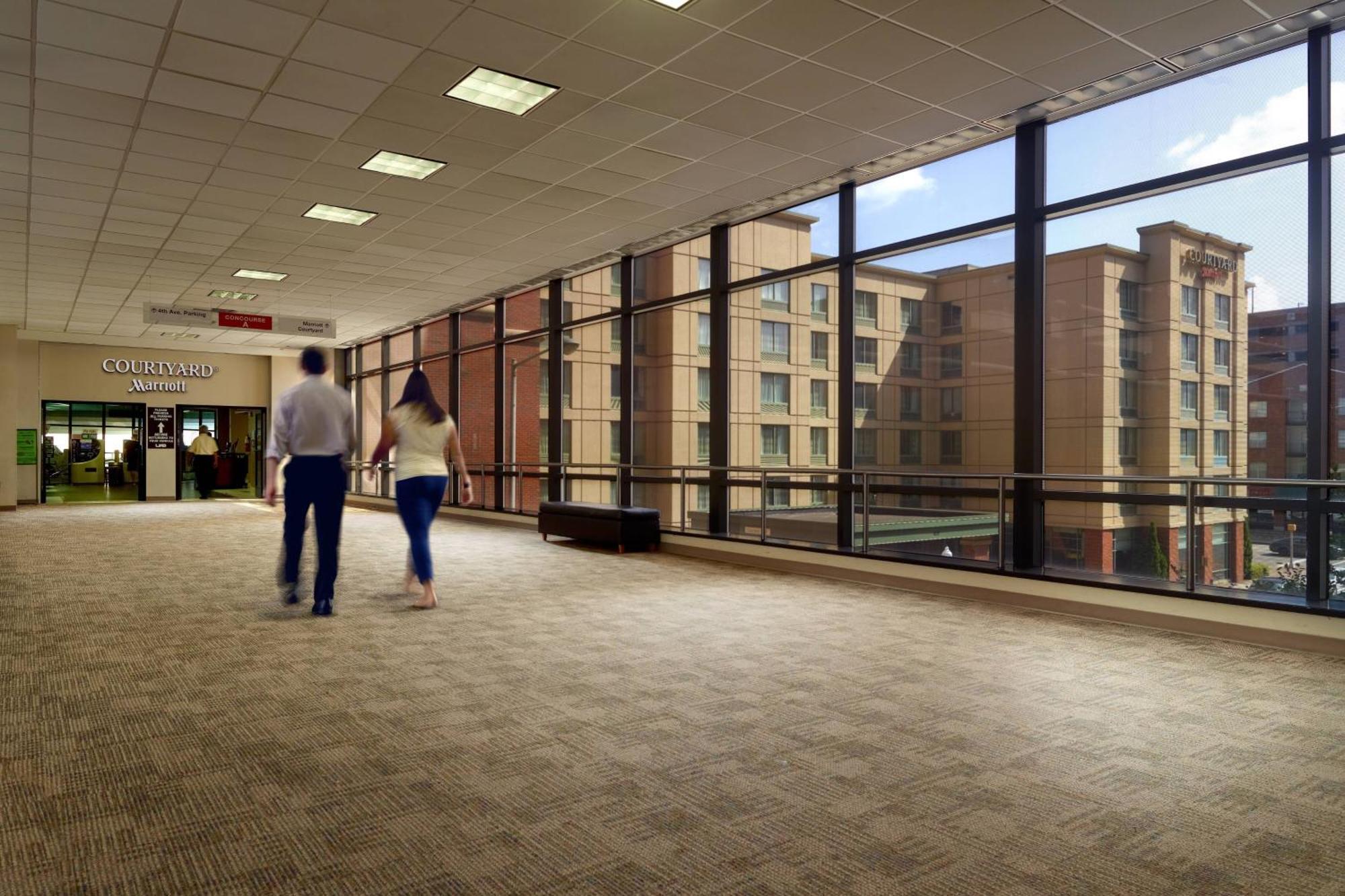 ホテル Courtyard By Marriott Birmingham Downtown At Uab エクステリア 写真