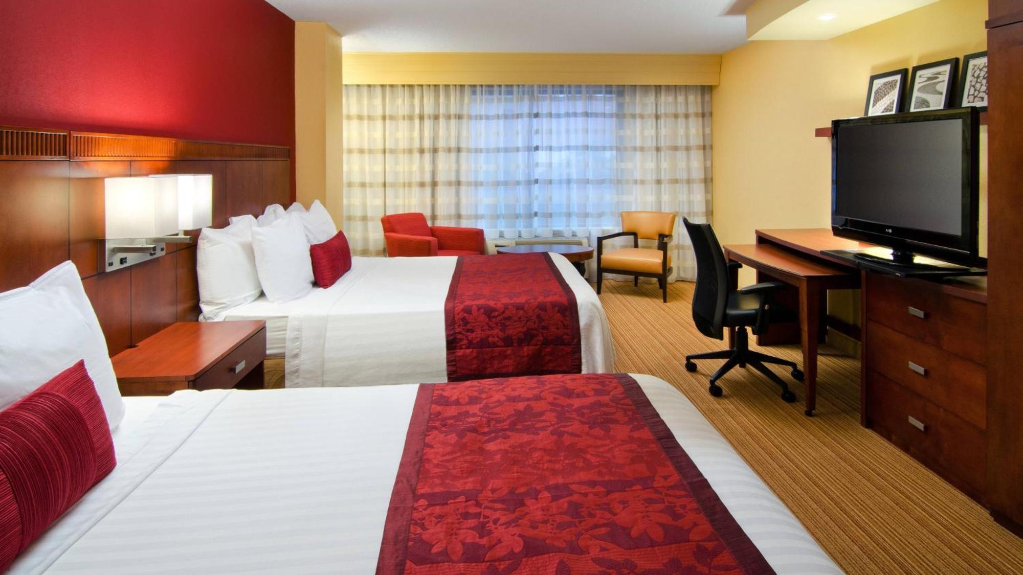 ホテル Courtyard By Marriott Birmingham Downtown At Uab エクステリア 写真