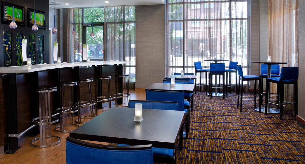 ホテル Courtyard By Marriott Birmingham Downtown At Uab エクステリア 写真